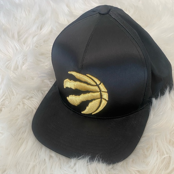 Toronto Raptors Snapback Hat 
